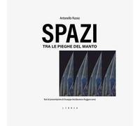 Spazi. Tra le pieghe del manto