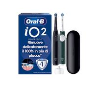 Oral-B iO2 Spazzolino Elettrico | Confezione da 2 |Nero e Verde | 2 Testine di Ricambio | Fino a 4 settimane di carica | Custodia da viaggio