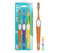 Spazzolino TePe Nova, Extra Soft, Colori Assortiti, 3pz | Punta allungata per un accesso migliore ai denti posteriori, Setole extra soft per una rimozione della placca facile e sicura