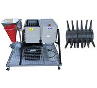 Spennapolli Combo Plus 230 V. Spennatrice per Polli e Grandi Avicoli Modulabile per Taglie Diverse. In Omaggio Rullo per Quaglie. Inclusi: Secchio, 2 Imbuti Scannatoi, 2 Cesti, 2 Rulli con Dita