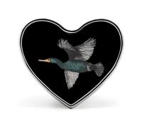 Spilla a forma di cuore con bottone smaltato a forma di cormorano volante, carina e divertente, ideale per zaini e cappelli, 2,5 cm.