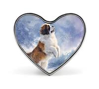 Spilla a forma di cuore con cane San Bernardo nella neve, elegante decorazione per zaini e cappelli.