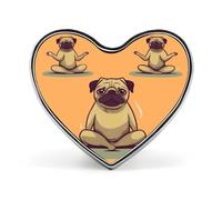 Spilla a forma di cuore con carlino per yoga, spilla a forma di cuore, personalizzata, squisita, in metallo, decorazione a forma di cuore, spilla per abbigliamento, zaino, cappello, giacche