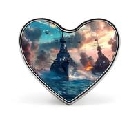 Spilla a forma di cuore con tema "Il mondo delle navi da guerra", accessorio per abbigliamento e gioielli per uomo e donna.