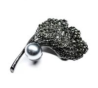 Spilla 'Argento Foglia con Perla Spilla, Colore Argento con Perle Come Perle Al Centro, Stile Vittoriano Pin Decorativo 54х42 mm (6764)
