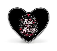 Spilla Bad Ass Mom, distintivo a cuore, bottone, cravatta, risvolto, zaino, decorazione per donna e uomo