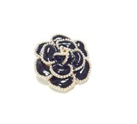 Spilla Camelia smaltata nera e perle cm 5