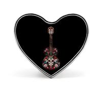 Spilla con distintivo a forma di cuore stampato con teschio di zucchero e chitarra, divertente spilla da bavero, bottone decorativo per uomo e donna