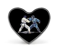 Spilla con distintivo a forma di cuore stampato tradizionale Gokyo del Kodokan Judo, spilla divertente con bottone decorativo per cravatta da bavero per uomo e donna
