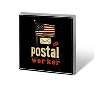 Spilla da bavero divertente con bandiera americana per postini, spilla quadrata, distintivo per cappello, abbigliamento, gioielli, accessori, regali per uomo e donna