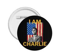 Spilla decorativa "Io sono Charlie Kirk" con scritta "Riposa in pace"