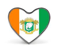 Spilla/distintivo a forma di cuore con emblema nazionale della Costa d'Avorio, in alluminio, ideale per decorare zaini e cappelli.