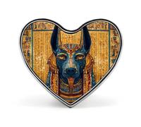 Spilla in metallo con ciondolo a forma di cuore raffigurante il dio egizio della morte e della giustizia, ideale per abbigliamento, borse e cappelli, per uomo e donna.