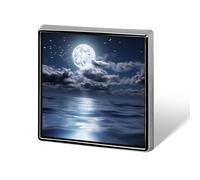 Spilla quadrata in lega di alluminio con luna sopra l'oceano, spilla alla moda, decorazione per zaini, vestiti, giacche, regalo per uomo e donna