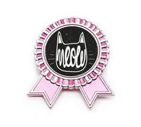 Spilla rosa con citazione inglese a forma di gatto Mewing, Medio, Metallo