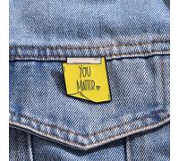 Spilla smaltata "Tu CONTI" Nuovi accessori moda 2025, spille decorative, spille da bavero, spille per borse, gioielli, regali, accessori per ufficio, camicie, giacche, accessori autunno-inverno, adatt