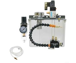 Spruzzatore di raffreddamento per macchine utensili da 3 litri, sistema di nebbia dell'olio con pompa di raffreddamento in PVC+metallo con albero flessibile, valvola solenoide e regolatore per