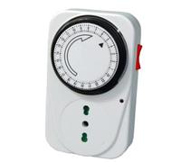 SQUADO - Presa Elettrica Temporizzata Timer 24 Ore Programmabile Presa di Corrente con Temporizzatore Regolabile Meccanico Giornaliero Spina Italiana Bianco