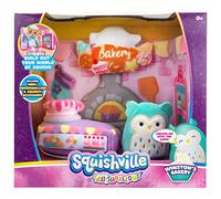 Squishville Squishmallow Bakery Play Scene, 2 "Winston Mini-Squishmallow, 8" Playset, 1 accessorio di peluche, Marshmallow-Soft Animals, Bakery Toy