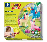 STAEDTLER 8034 19 LZ03 FIMO Kids Form&Play Playtime & Modelling Polymer Clay Set - "Unicorno" (confezione da 4 blocchi, adesivi, strumenti per modellare e sfondo scena)