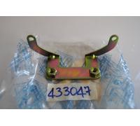 Staffa coperchio alternatore Alternator cover bracket Piaggio Ape Poker