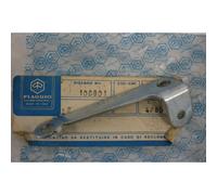 Staffa inferiore deflettore porta Lower bracket Piaggio Ape MP 601 Classic 06 16