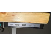 Staffa per montaggio sotto scrivania per UGREEN Revodok Pro 106 10Gbps Hub USB