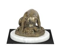 Staffordshire Bull Terrier Statuetta Auf Chiaro Pietra