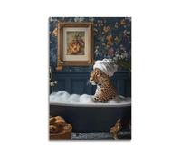 Stampa artistica con leopardo massimalista che prende un bagno di bolle, stampa artistica audace e divertente, leopardo tradizionale vintage con asciugamano, fiori floreali, poster eclettico