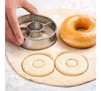 Stampo e Tagliapasta per Donut e Ciambelle in Acciaio Inossidabile 9,8 cm - Tagliabiscotti Professionale con Foro Centrale - Ideale per Donut, Biscotti, Pasta e Dolci Fatti in Casa (ACCIAIO)