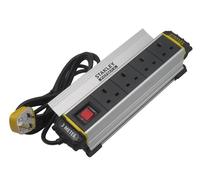 Stanley Powerboard Elettrico 4 Gang IP20 Con Morsa 3M 13 Amp 240V STE4GCLAMP