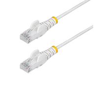 StarTech.com Cavo Ethernet CAT6 Bianco da 2,5m; Patch UTP con Plug RJ45 Antigroviglio e Rilievi di Trazione, Cavo Lan Slim in R NEW