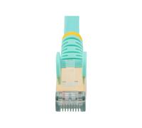 StarTech.com Cavo patch CAT6a da 7,5 m - Schermato (STP) - Filo di rame al 100% - connettore antistrappo - Aqua