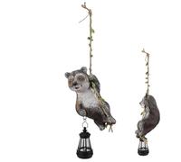 Statua da giardino solare di procione, statua di procione appeso con lanterna solare, decorazione divertente da giardino all'aperto da 42 cm, statua di procione all'aperto per patio, parete, balcone