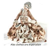 Statua Dama Veneziana del'700 con Abito rosa panna in Porcellana Capodimonte