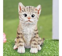 Statua Di Giardino Di Un Gattino Grigio Tabby Con Dettagli Realistici