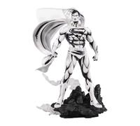 Statua in PVC 1:8 di Superman (John Byrne) in bianco e nero