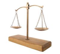 Statuetta Bilancia della Giustizia in Ferro e Legno Oro Retrò Classico | Base in Legno, Finitura Dorata Antica, per Scrivania e Ufficio, Design Decorativo Vintage