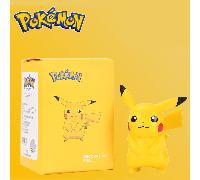 Statuetta decorativa Pikachu con licenza Pokémon - Grazioso accento spaziale, materiali di alta qualità, dettagli intricati, colori vivaci, un must per i fan/collezionisti Pokémon, pezzo da collezione