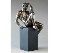 Statuina di uomo Scultura ragazzo nudo su base linguaggio del corpo h 24 cm new