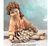 Statuina in porcellana Capodimonte figurina bambina statuetta soprammobile da a