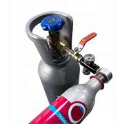 Stazione di ricarica CO2 per bombole Sodastream Duo con connettore rapido e valvola