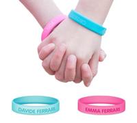 Stellasticker Pacchetto da due braccialetti personalizzati in Silicone Inserisci il nome e telefono, al parco, in gita, al mare e fuori casa avrà tutti i riferimenti con sè.