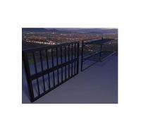 Stendibiancheria e protezione for finestra montati a parete