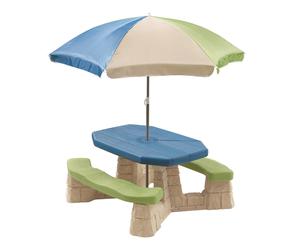 Step2 Naturally Playful Aqua Tavolo da picnic per 6 bambini con ombrellone | Set da picnic per bambino in plastica