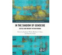 Stephanie Wolfe In the Shadow of Genocide (Tascabile)