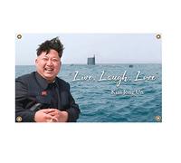 Stormflag Bandiera di Kim Jong Un Live Laugh Love 90 x 150 cm bandiere della Corea del Nord, decorazione per feste in giardino, poliestere 90 g, 4 occhielli in metallo doppia cucitura con occhiello
