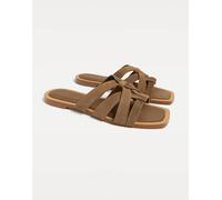 Stradivarius - Sandali bassi beige in pelle con aperture-Neutro 36