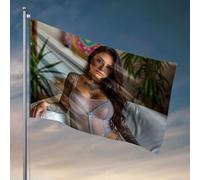 Strana bandiera donna con tatuaggi che indossa corsetto trasparente. Bandiera College Dorm Decor divertente uomo grotta decorazioni (120 x 180 cm)