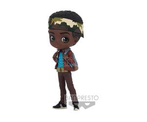Stranger Things Q Posket Mini Figura Lucas 13 Cm Banpresto